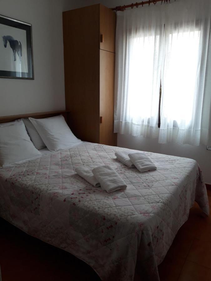 Apartamentos Xoroi Cala En Porter  Exterior foto